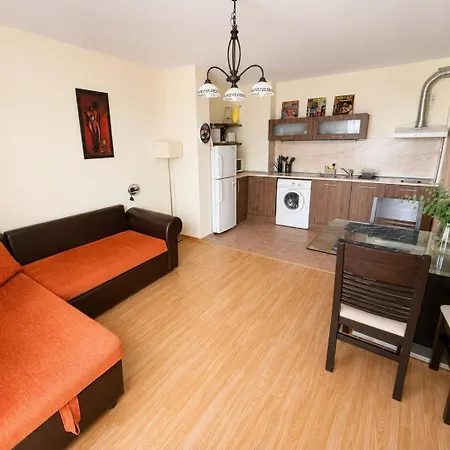 דירה One-bedroom With Mountain Views *