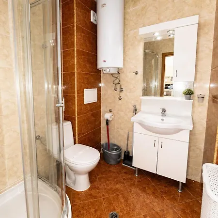 דירה One-bedroom With Mountain Views *